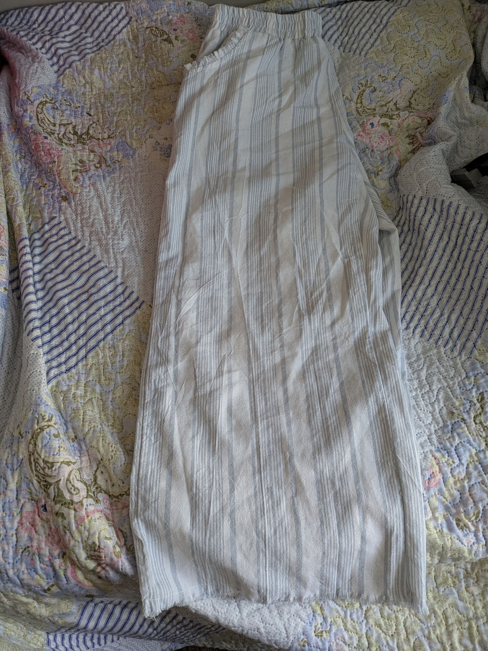 Umgee Light Gray Striped Elastic Waist Ankle Pants. - Picture 3 of 4